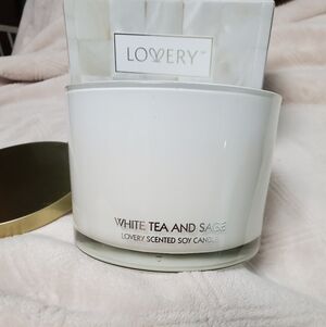 Lovery White Scented Soy Candle